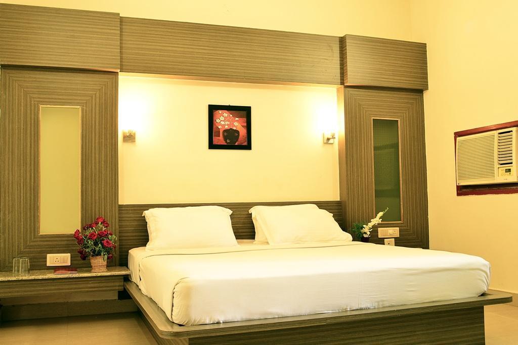 Green Coconut Resort