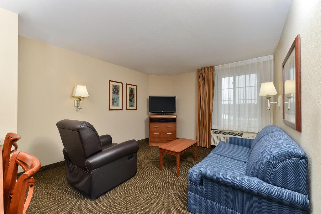 Candlewood Suites Chambersburg