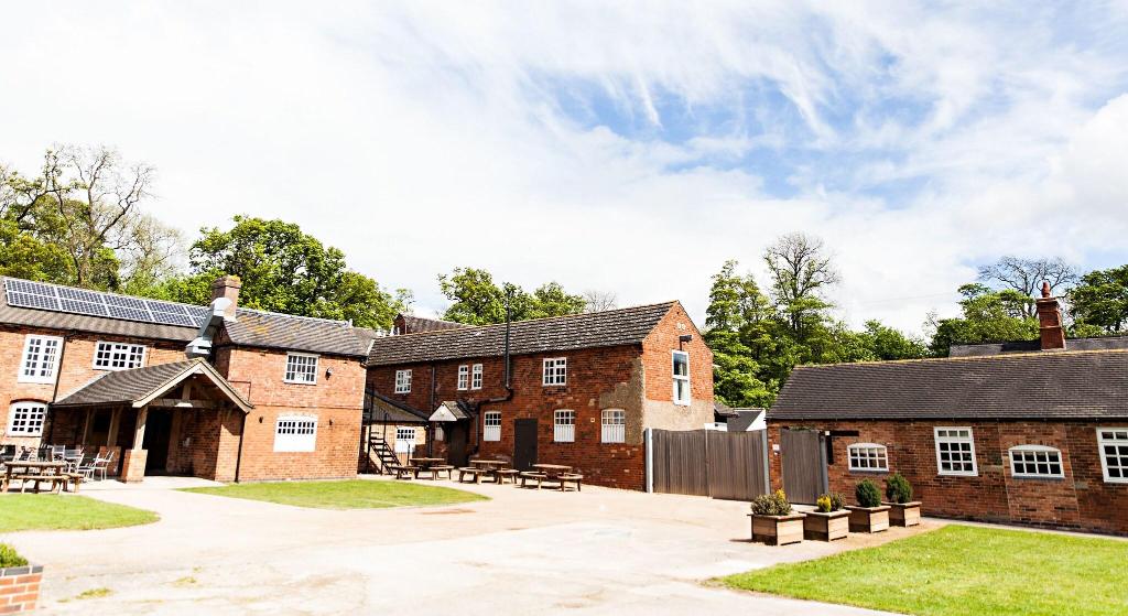 Donington Park Farmhouse Hotel