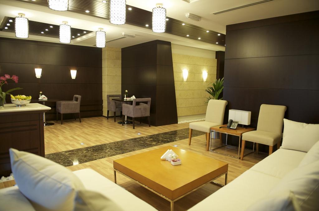hotel-thumb