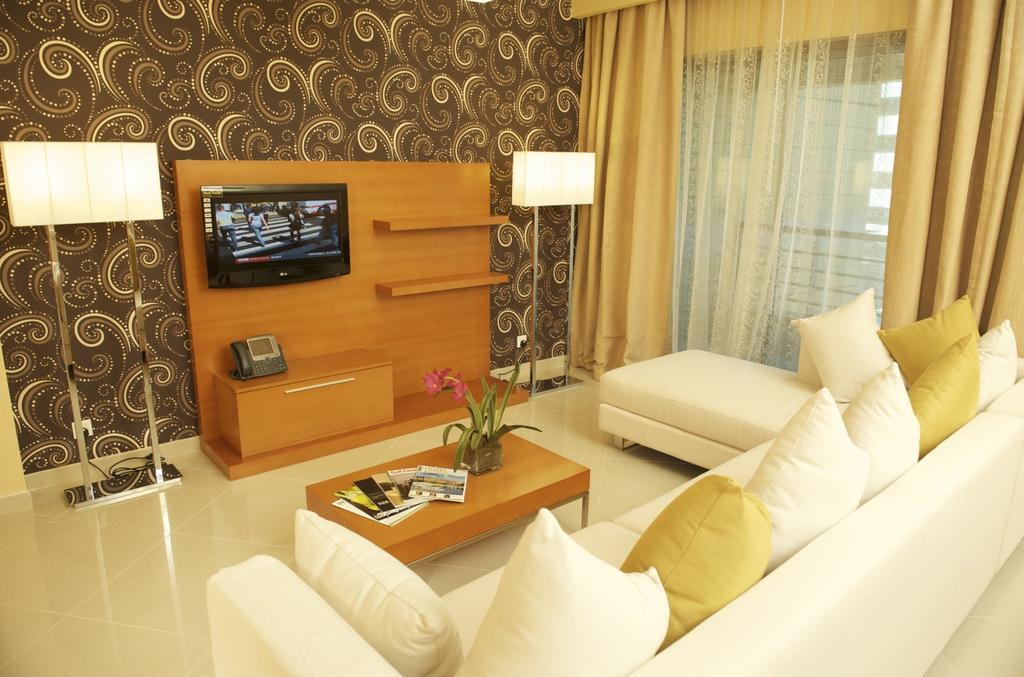 hotel-thumb