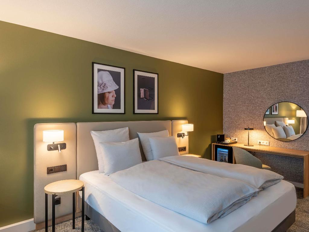hotel-thumb