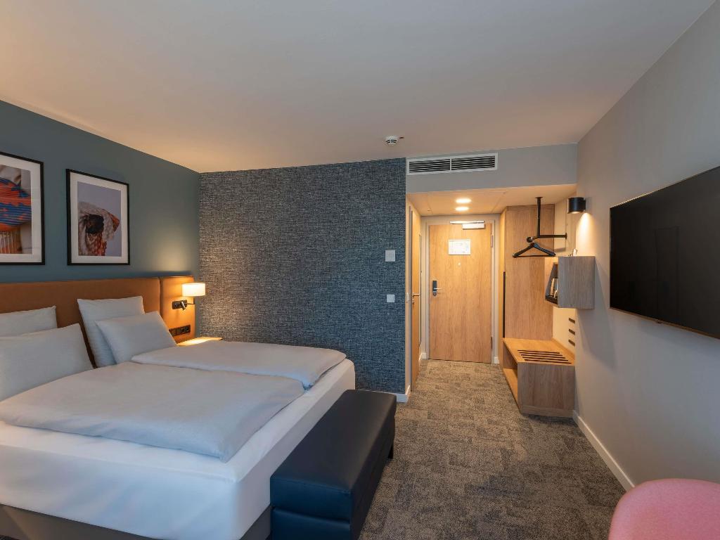 hotel-thumb