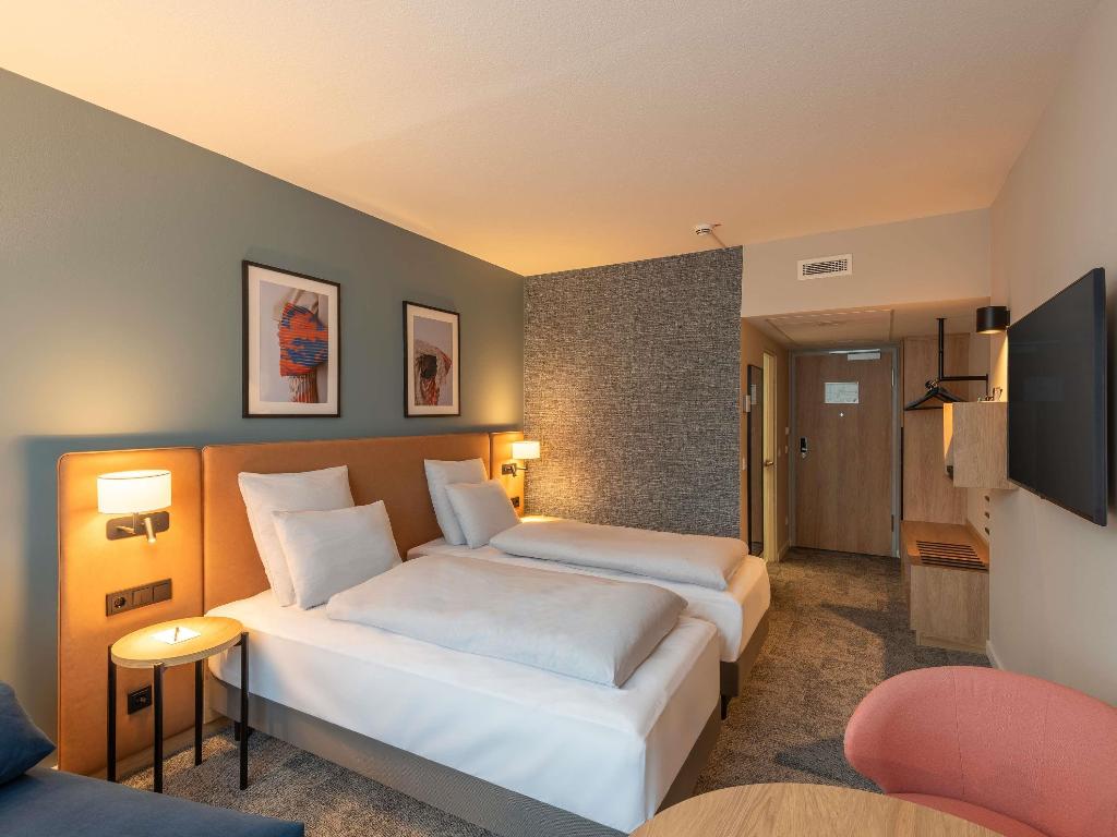 hotel-thumb