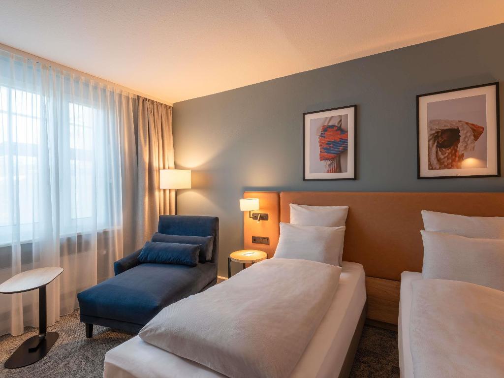 hotel-thumb
