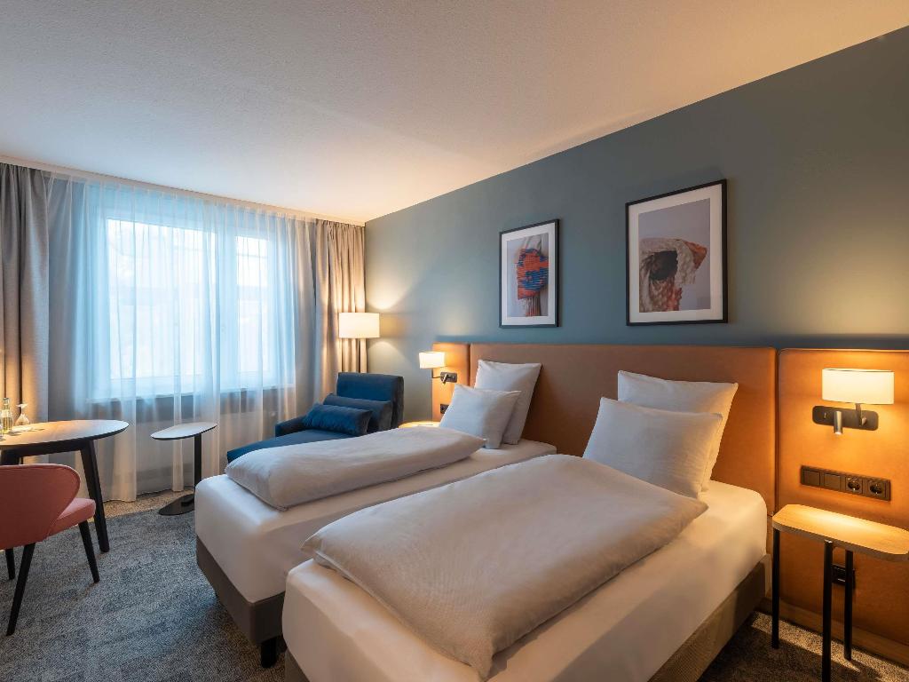 hotel-thumb
