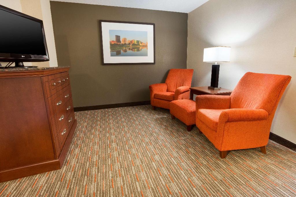Drury Inn & Suites North Dayton