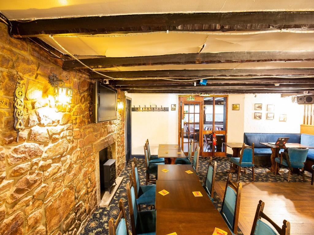 Oyo The Longforgan Coaching Inn
