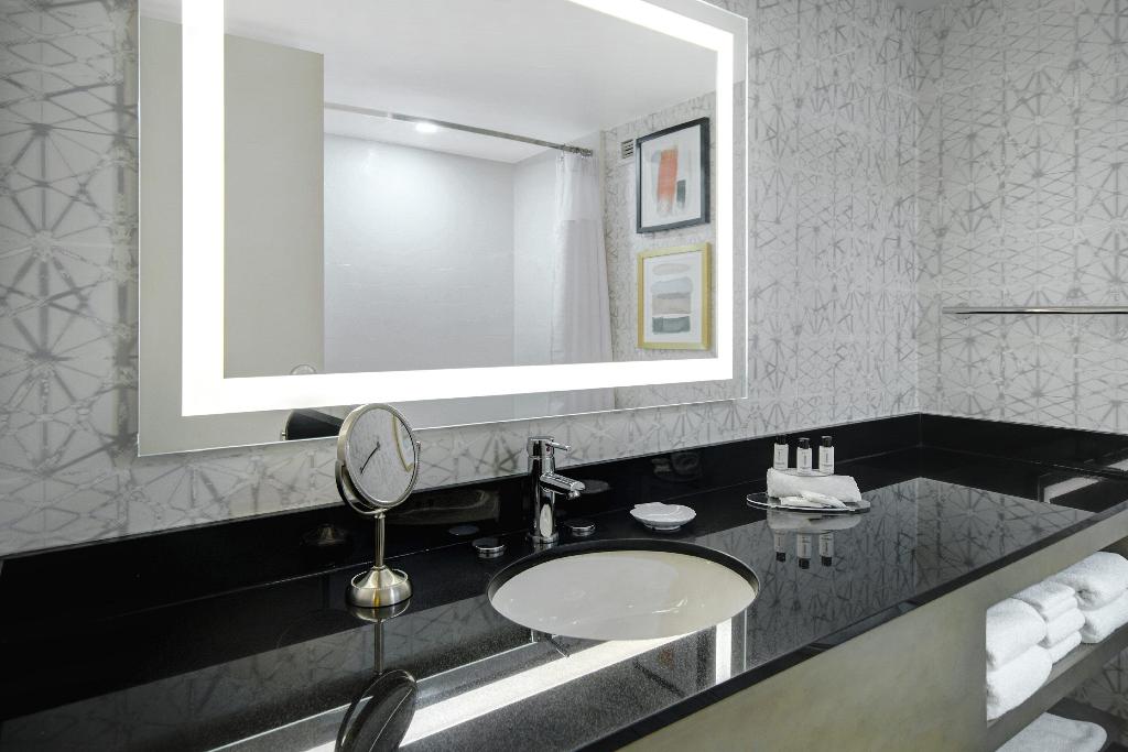 Crowne Plaza Auburn Hills