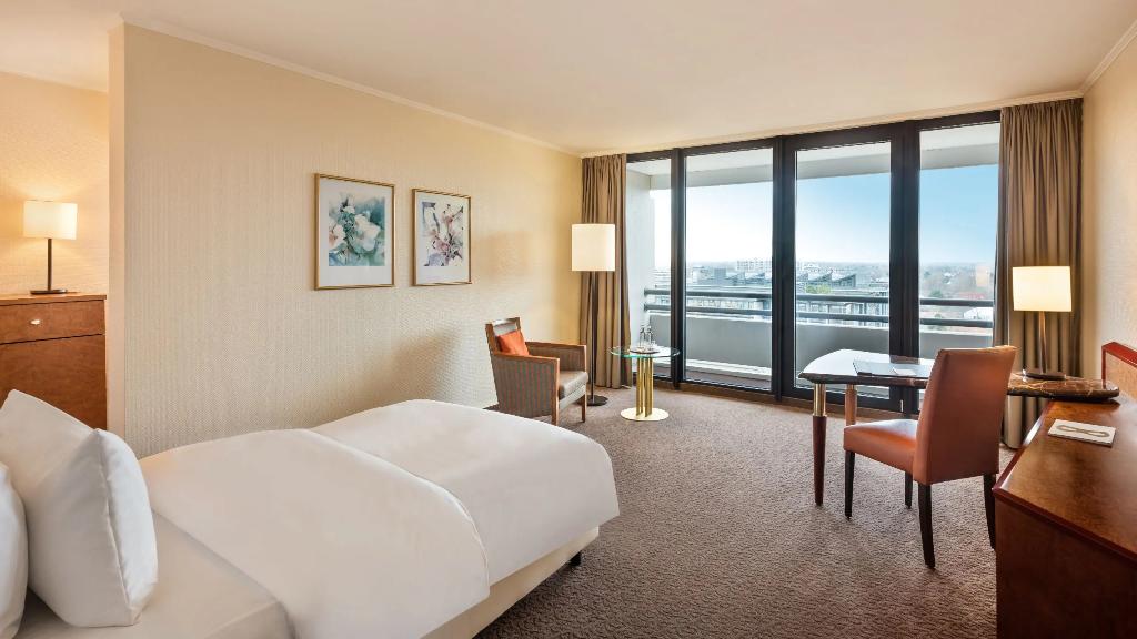 hotel-thumb