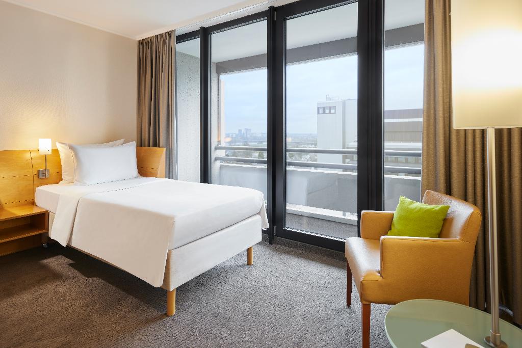 hotel-thumb