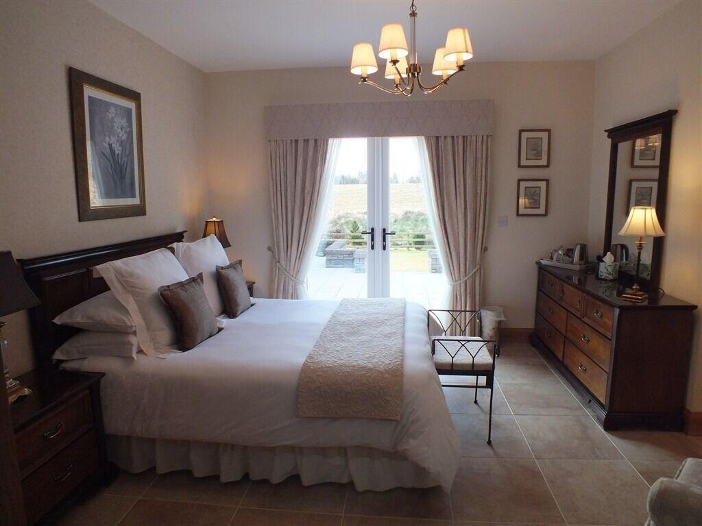 Crowfield House