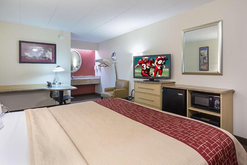 Red Roof Inn Detroit - Farmington Hills