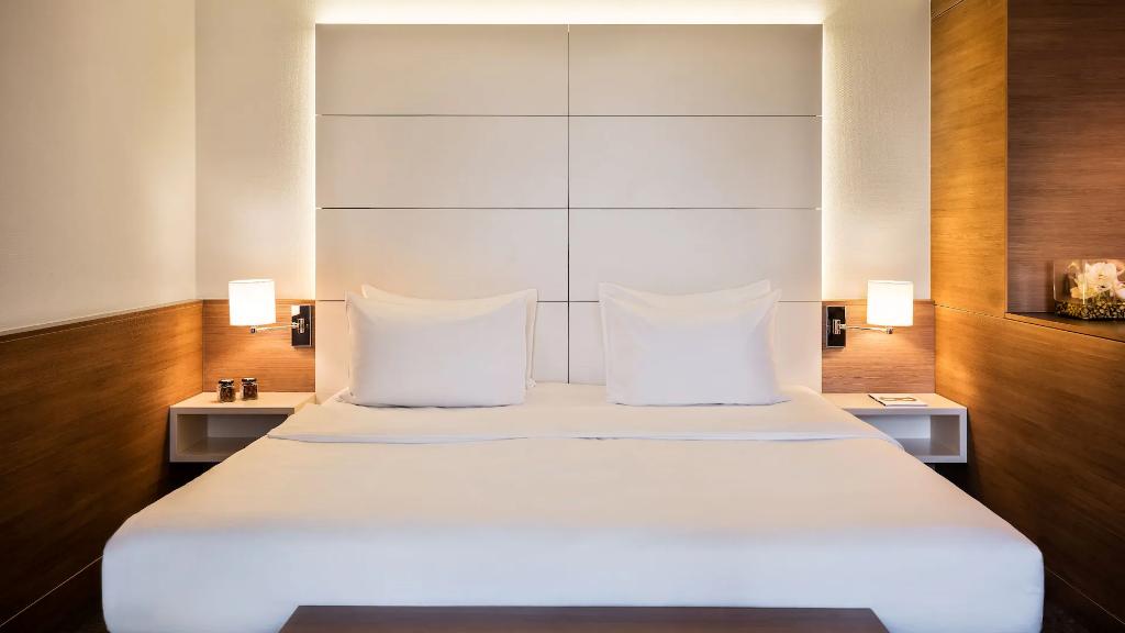 hotel-thumb