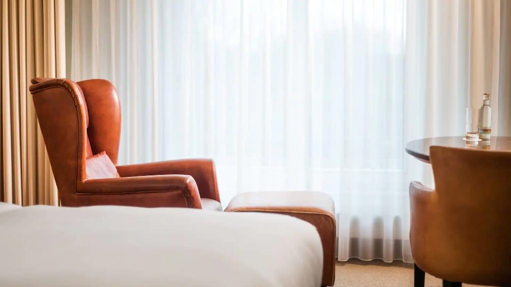 hotel-thumb