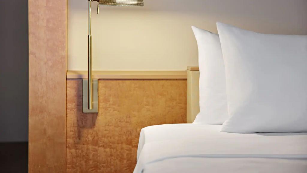 hotel-thumb