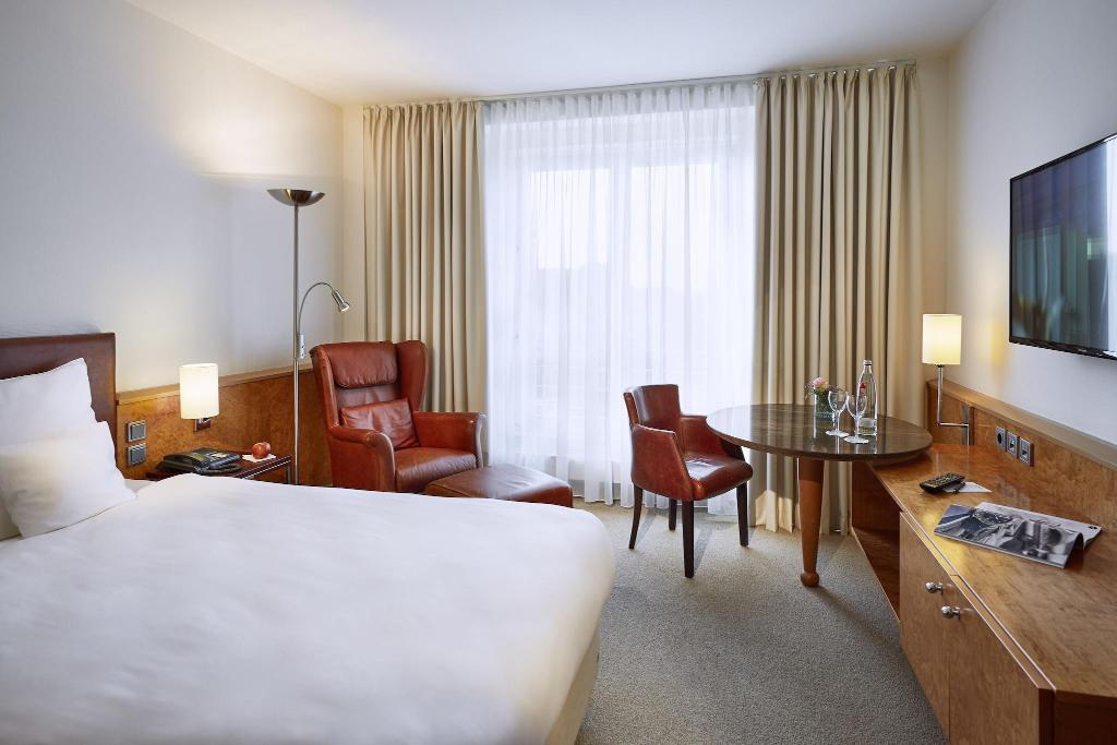hotel-thumb
