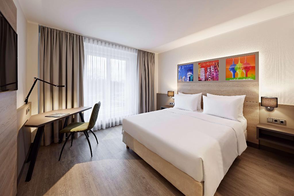 hotel-thumb