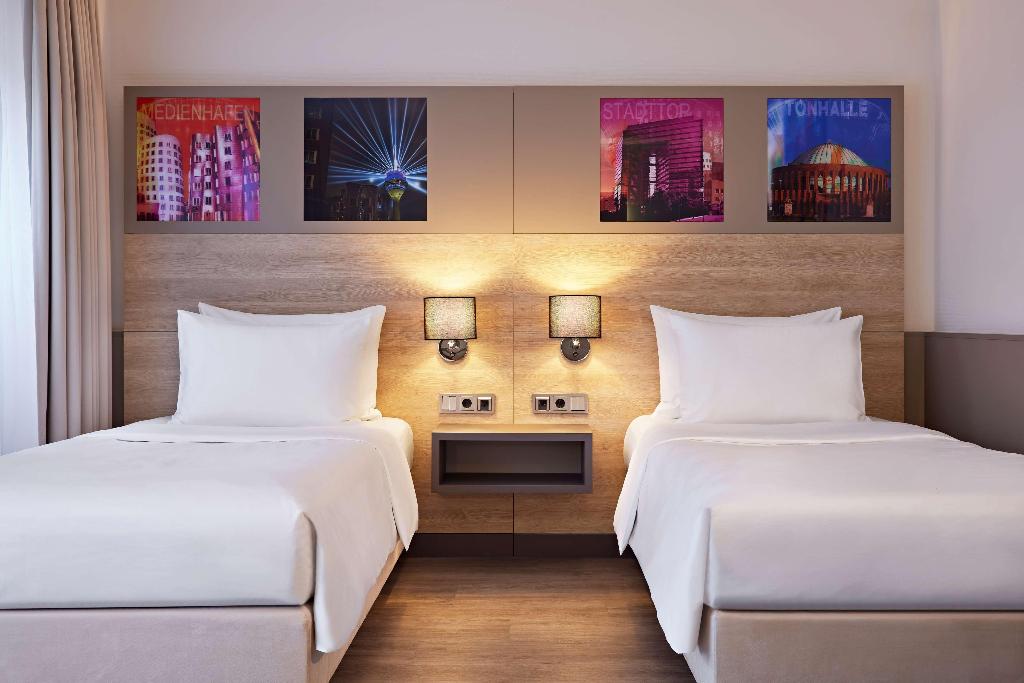 hotel-thumb