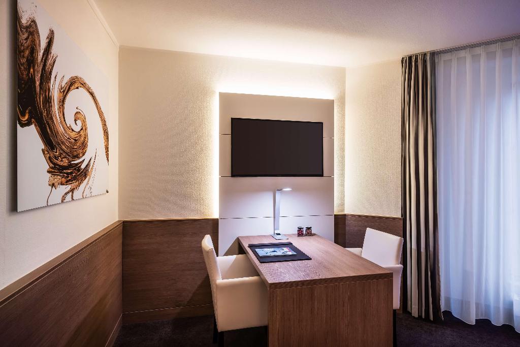 hotel-thumb