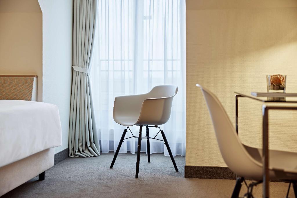 hotel-thumb