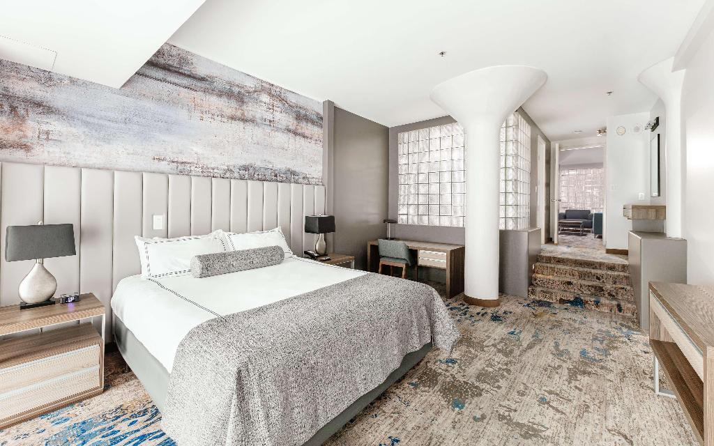 The Atheneum Suite Hotel