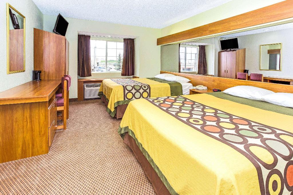 Super 8 by Wyndham Parker/SE Denver Area