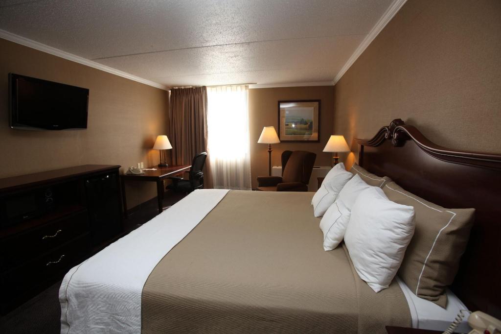 Pzazz Resort