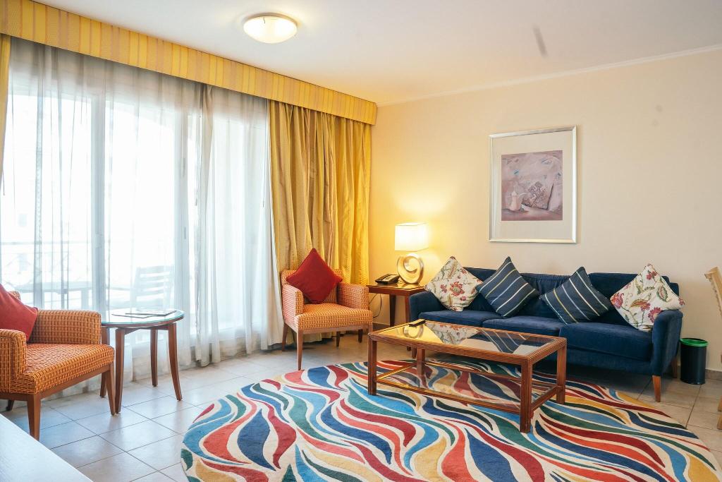 hotel-thumb