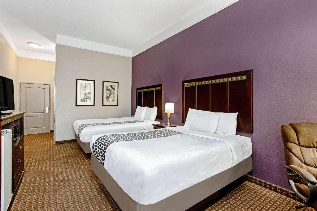 La Quinta Inn & Suites Cleburne