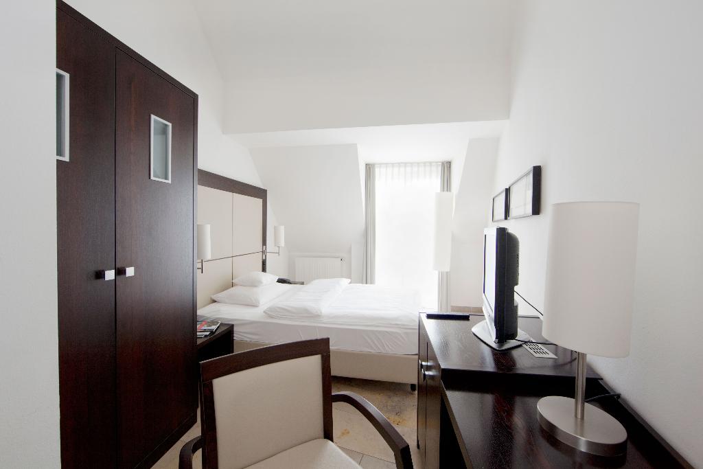 hotel-thumb