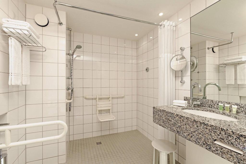hotel-thumb