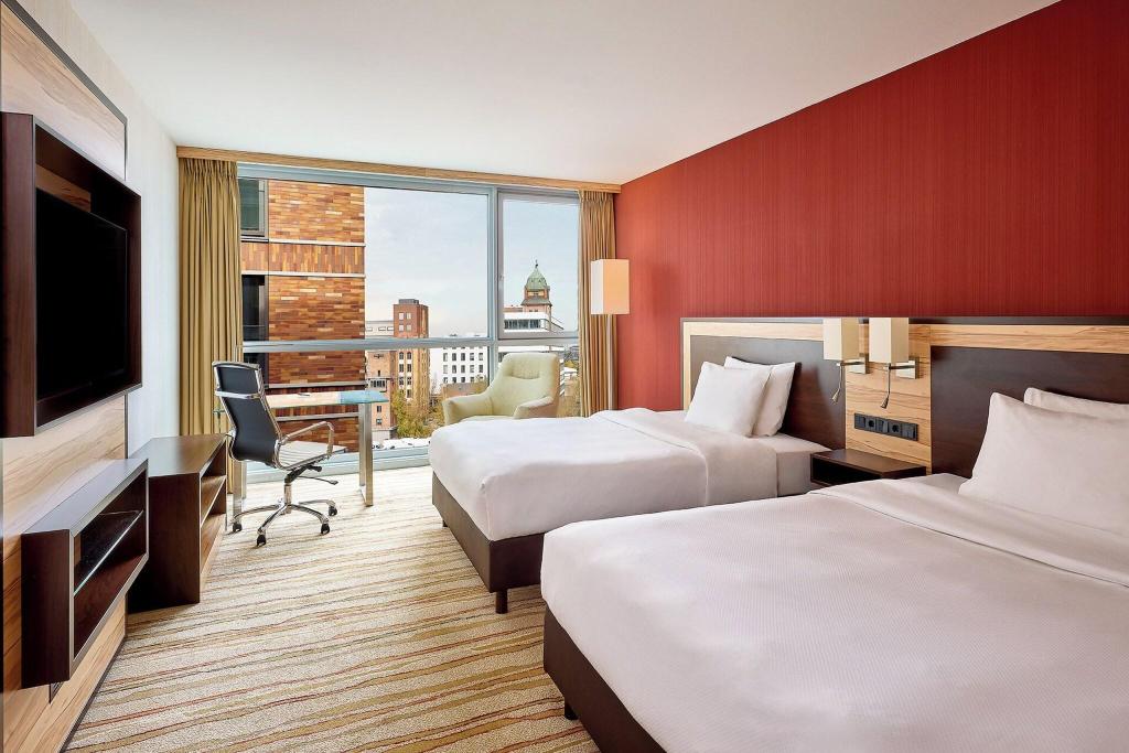 hotel-thumb