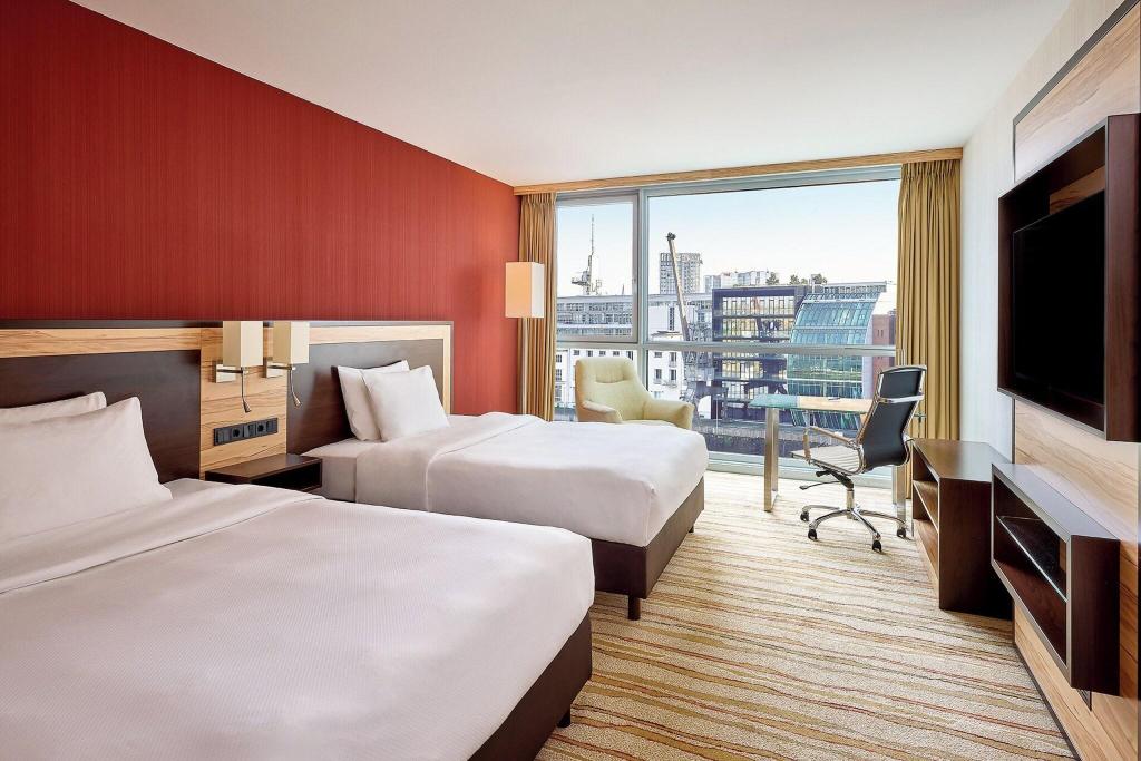 hotel-thumb