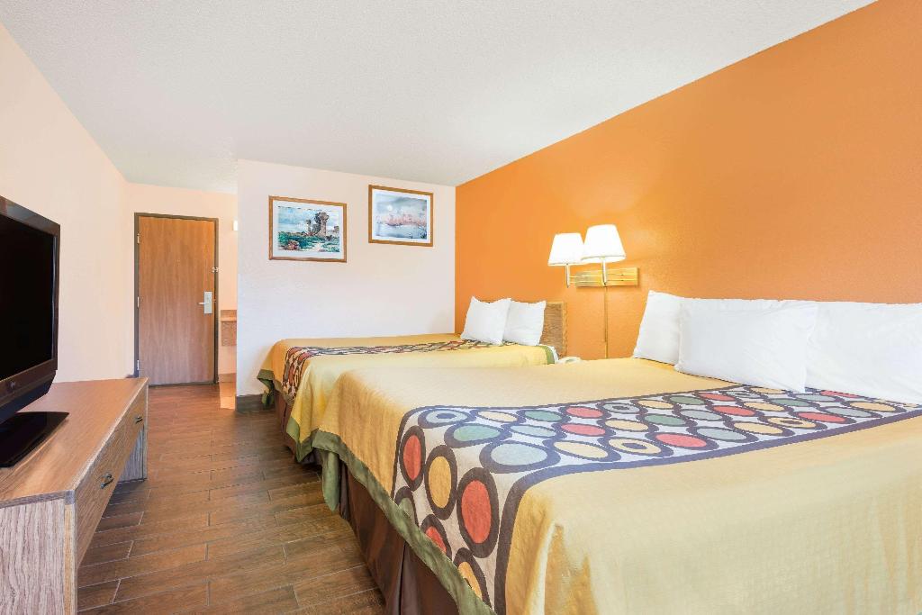 Motel 6 Deming, NM