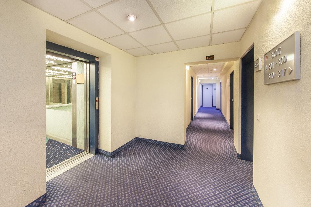 hotel-thumb