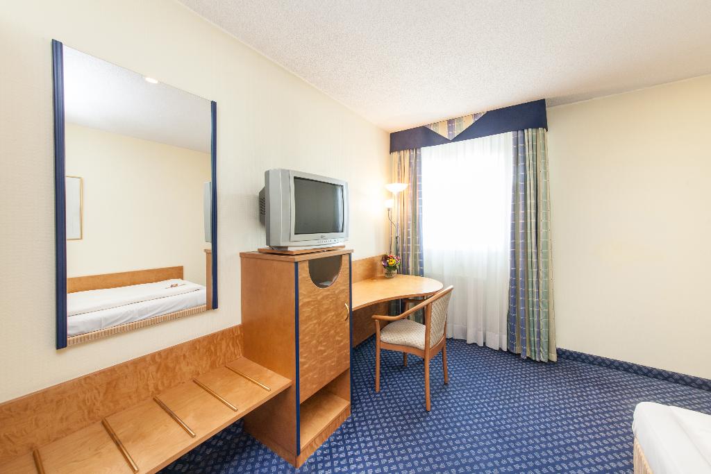 hotel-thumb
