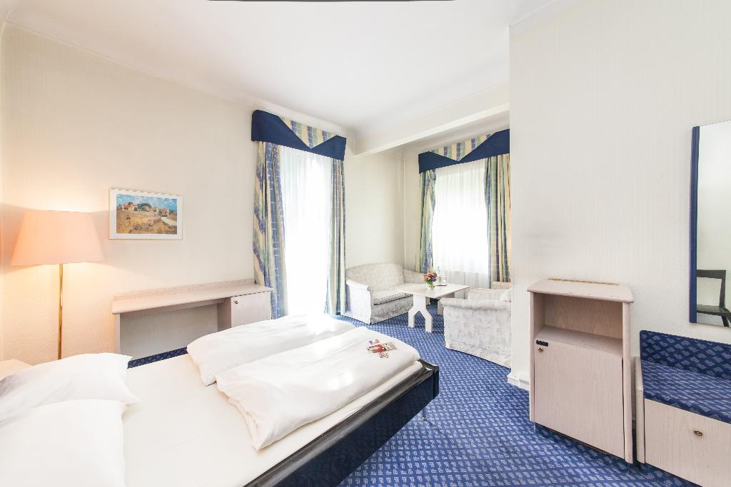 hotel-thumb
