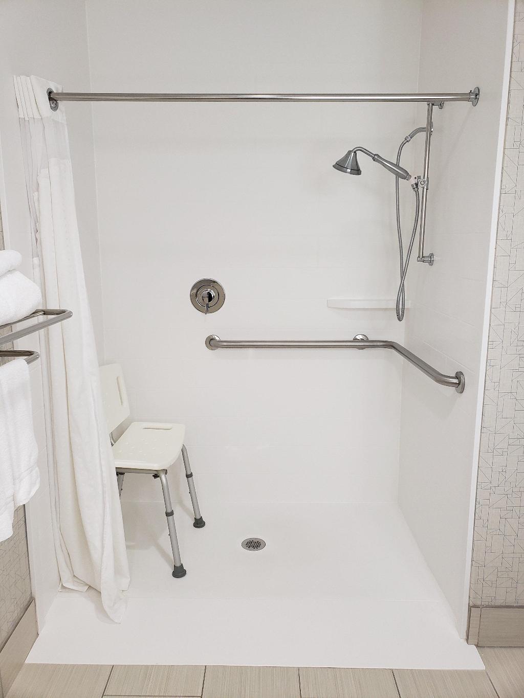 Holiday Inn Express Edgewood-Aberdeen-Bel Air