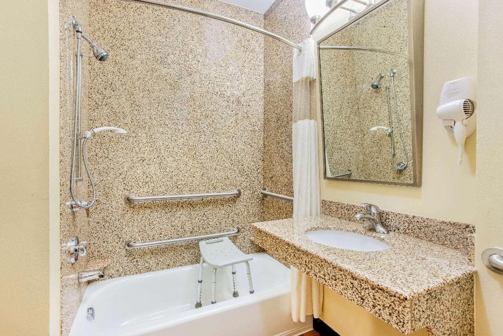 La Quinta Inn & Suites Ennis