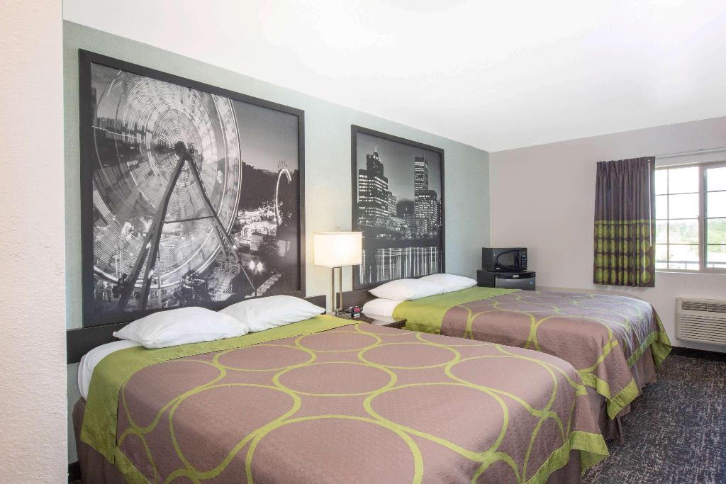 Super 8 by Wyndham Springfield/Eugene