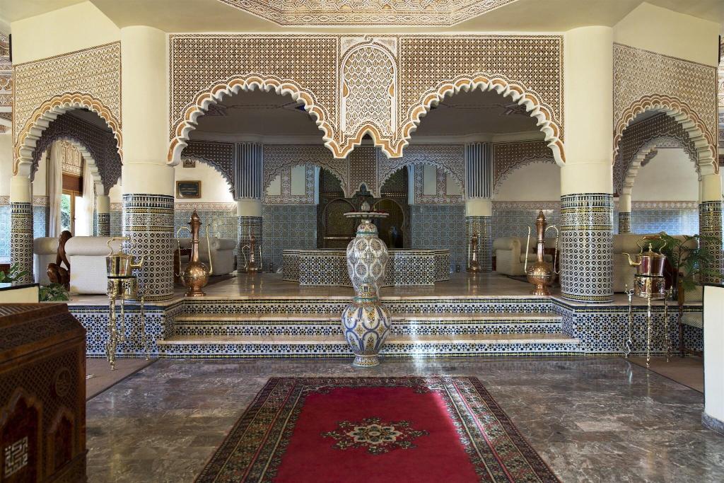 listing card gallery