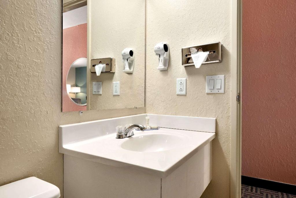Rodeway Inn Effingham IL