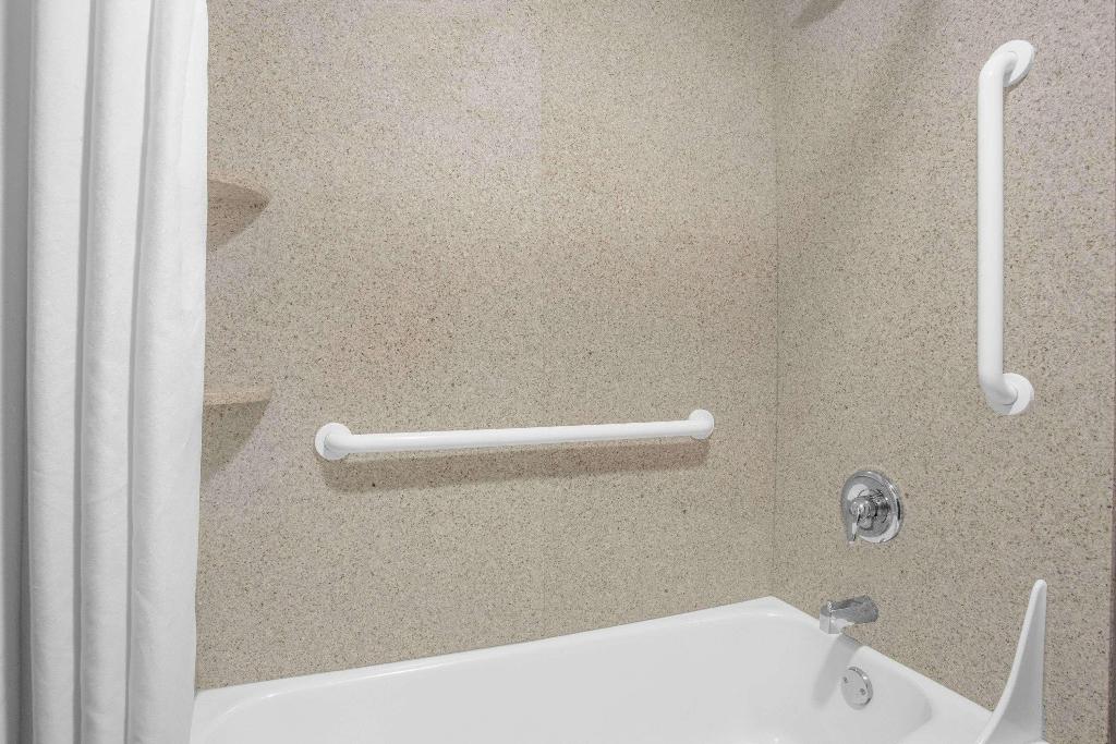 Days Inn by Wyndham Elko
