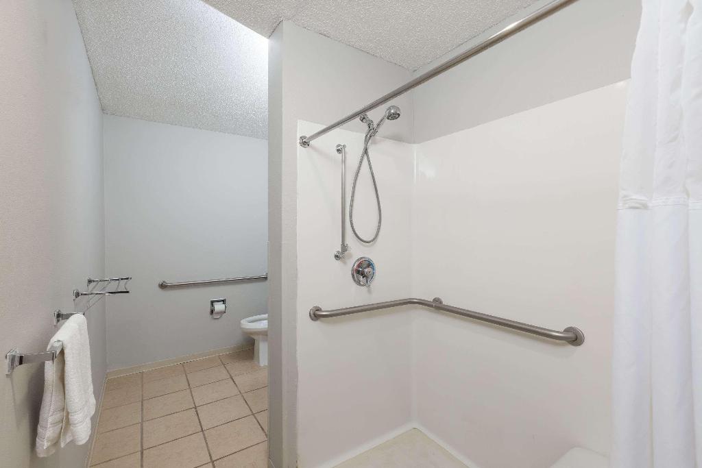 Microtel Inn & Suites By Wyndham Sioux Falls