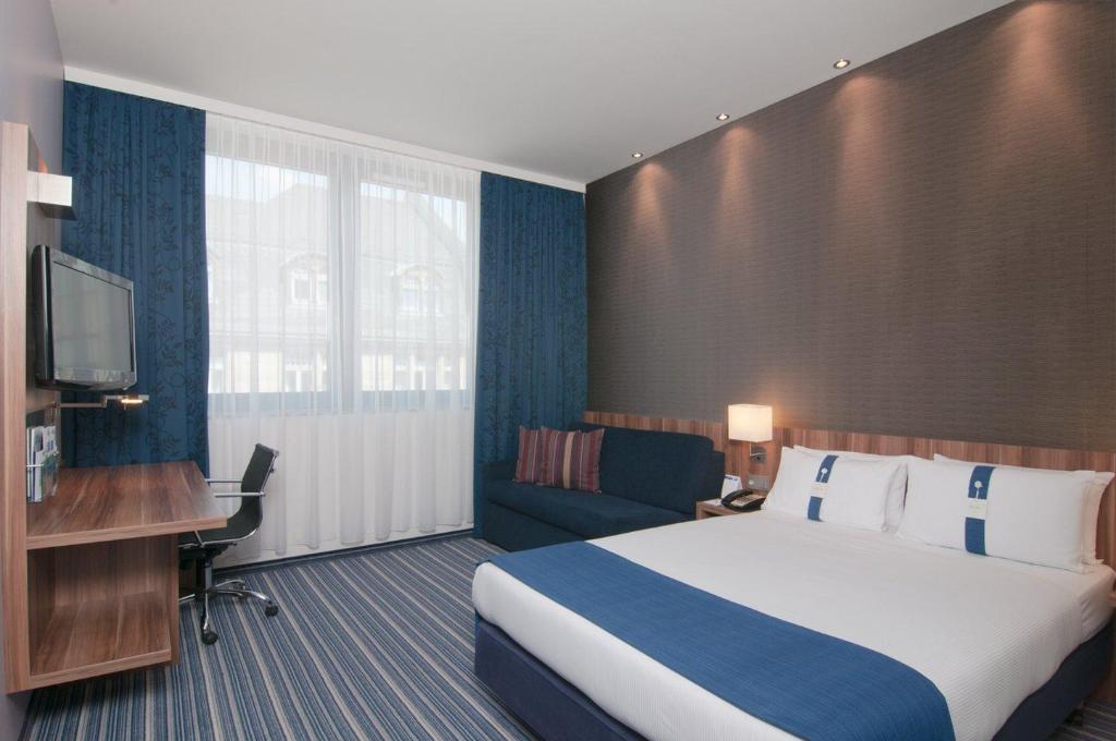 Premier Inn Frankfurt City Centre