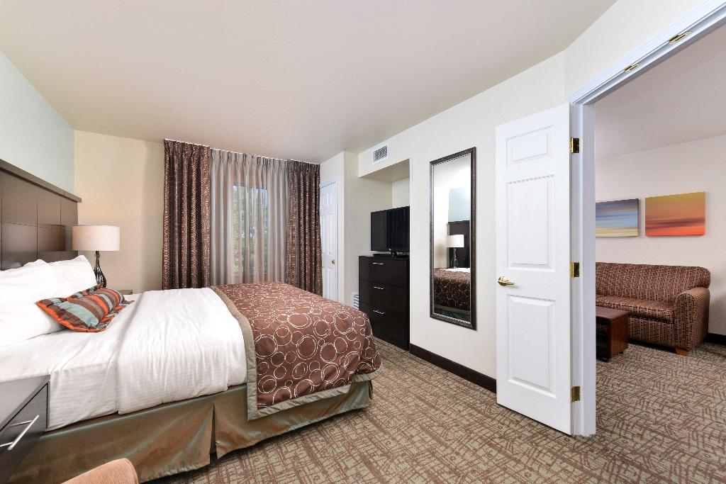 Staybridge Suites Sioux Falls At Empire Mall
