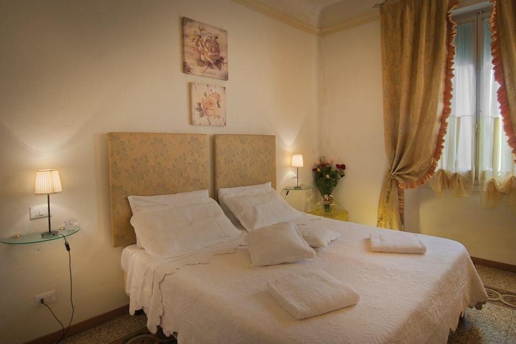 Bed & Bed Cassia