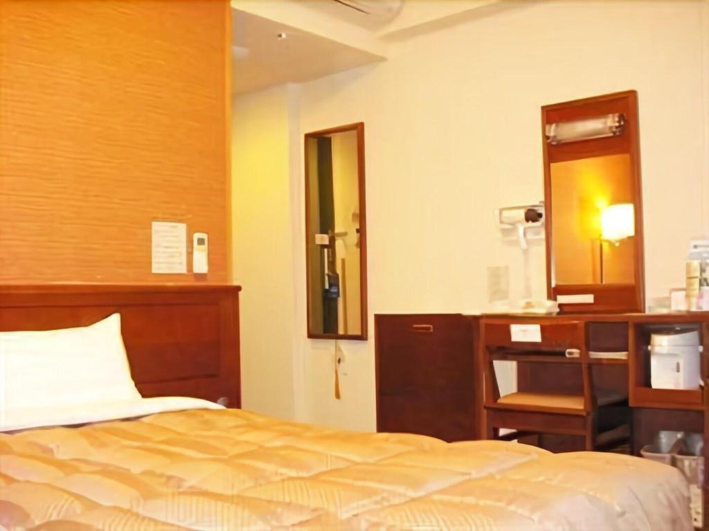 Route-Inn Kitakyushu-Wakamatsu Ekihigashi