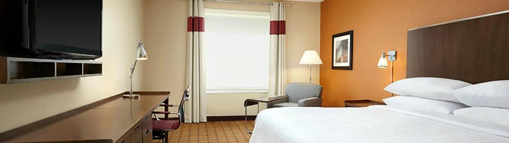 Four Points by Sheraton Edmonton International Air